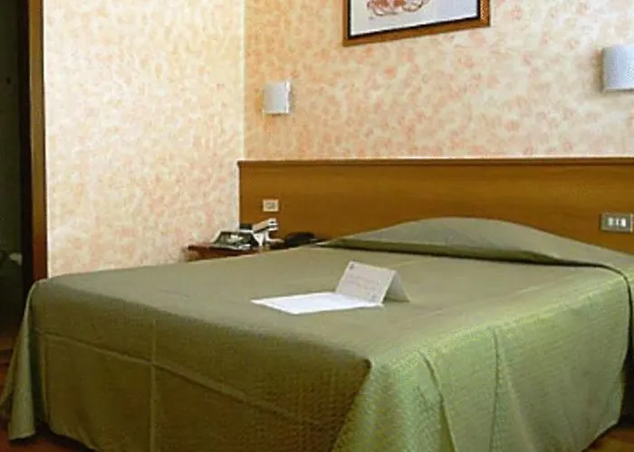 Desenzano Hotel apartamentowy 3*