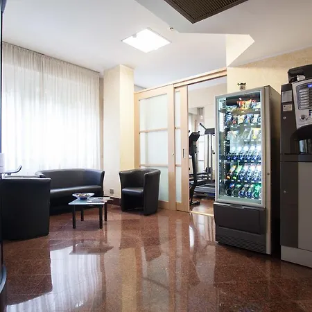 Desenzano Apartahotel 3*