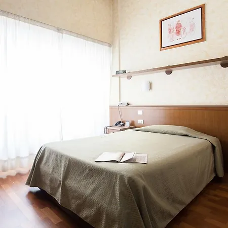Desenzano Aparthotel